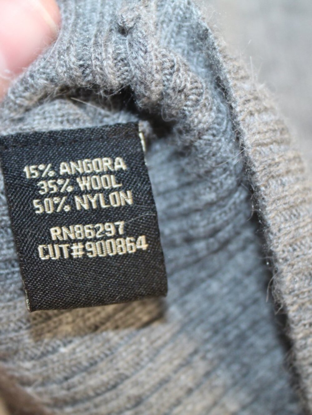Y2K BCBGMaxAzria knit cardigan sweater wool blend button front - Picture 9 of 11